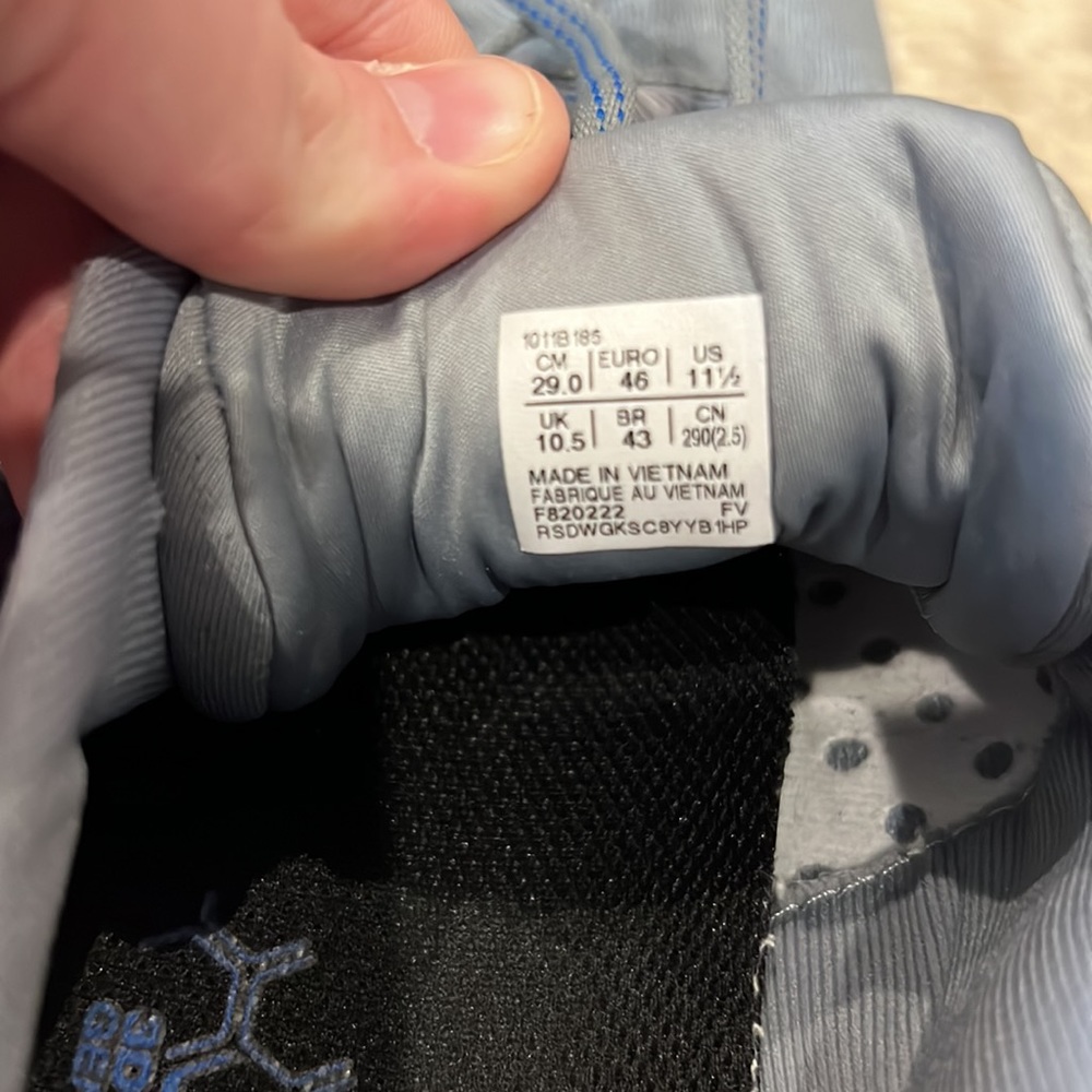 Asics - Picture 6 of 6